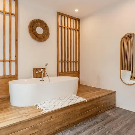 Train Street View- Amber-Touched & Private Self-Check-In Apartment Hanoi Exterior photo